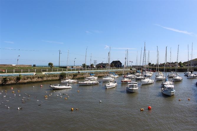 13 Beachside Avenue, Riverchapel, Courtown, Wexford