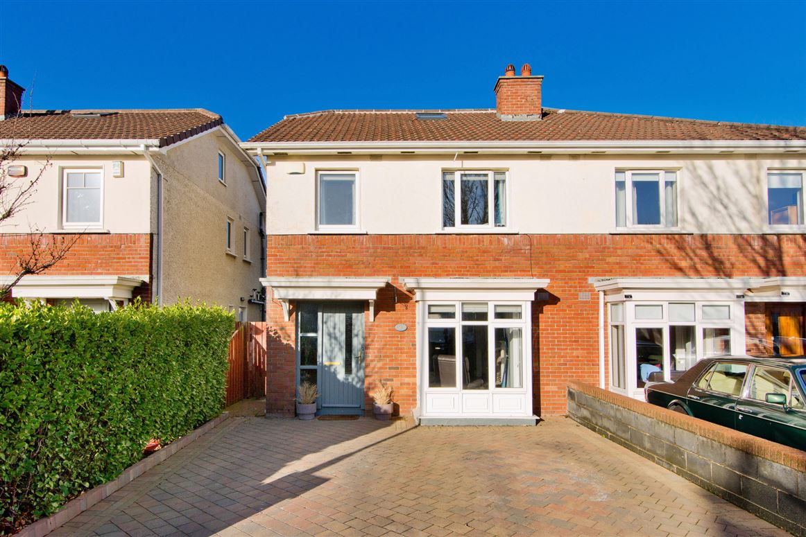 4 Woodstown Heights, Knocklyon, Dublin 16