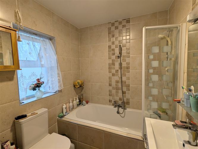 3 Bruach Tailte, Nenagh, Co. Tipperary