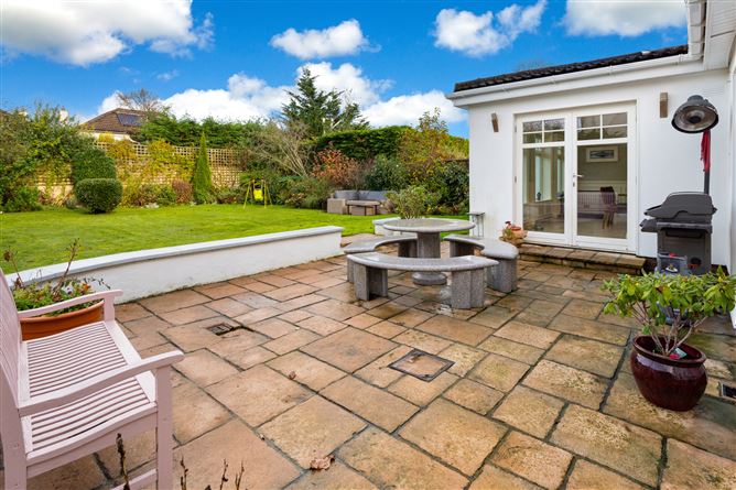 113 Georgian Village, Castleknock, Dublin 15.