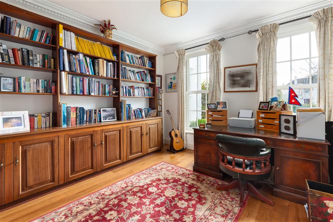 113 Georgian Village, Castleknock, Dublin 15.