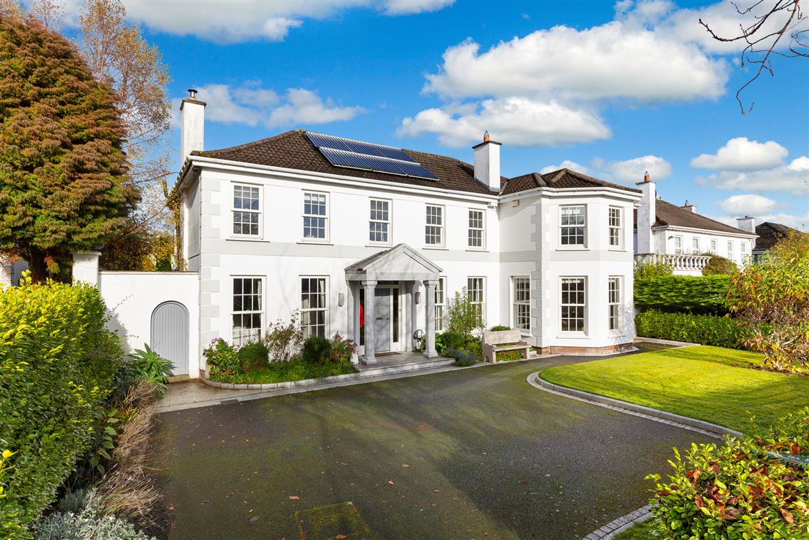 113 Georgian Village, Castleknock, Dublin 15.