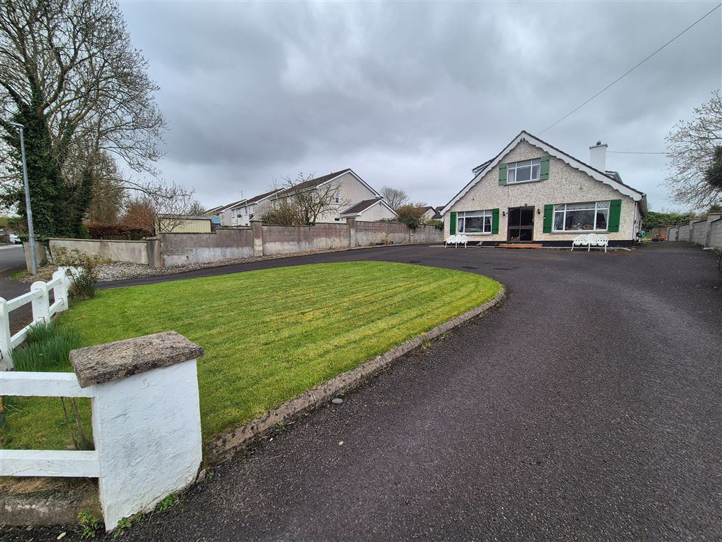 Sleepy Valley Creggs Road, Ballina, Mayo