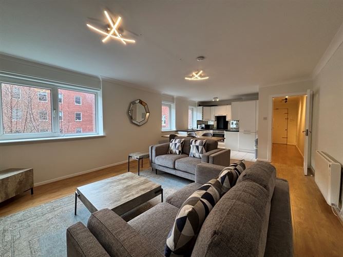 Madison Court, Grattan Street