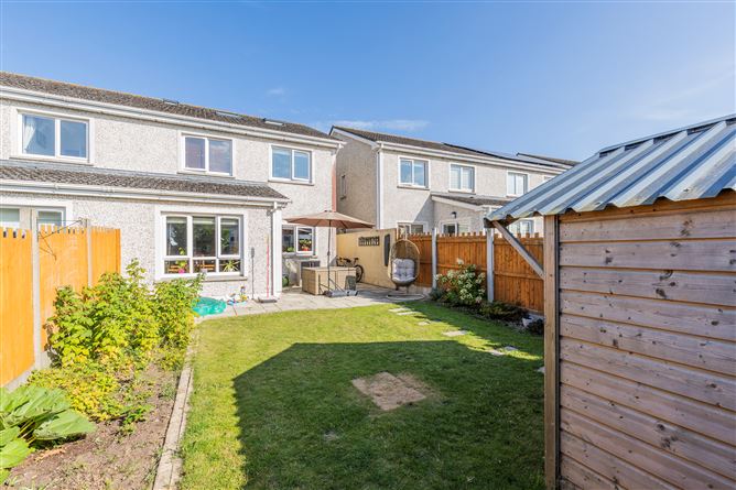 Photo 26 of 28 — 4 Castleland Park Avenue, Balbriggan, Dublin