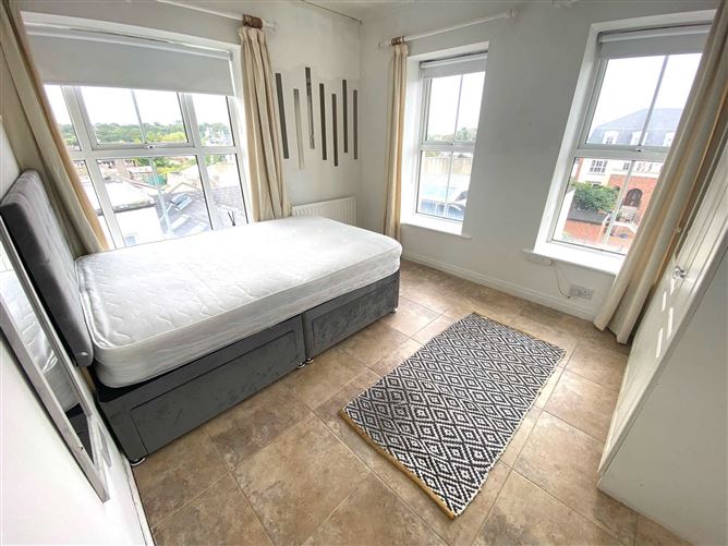 Blackburne Square, Rathfarnham, Dublin 16