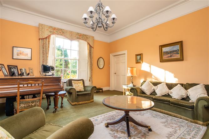 Bunavaunish House, Mile Hill, Ballinrobe, Co. Mayo