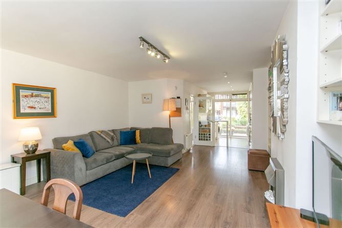 25 Orwell Woods, Rathgar, Dublin 6