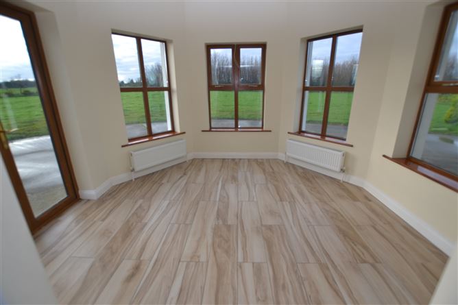 2 Ruanmore, Kilmuckridge, Wexford