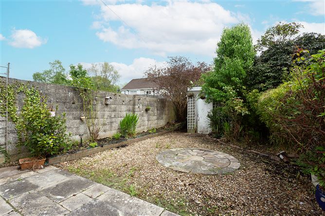 9 Ratra Park, Navan Road,   Dublin 7