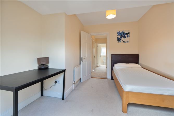 12 Rowan Hill, Mount Oval Village, Rochestown, Cork