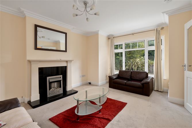 12 Rowan Hill, Mount Oval Village, Rochestown, Cork