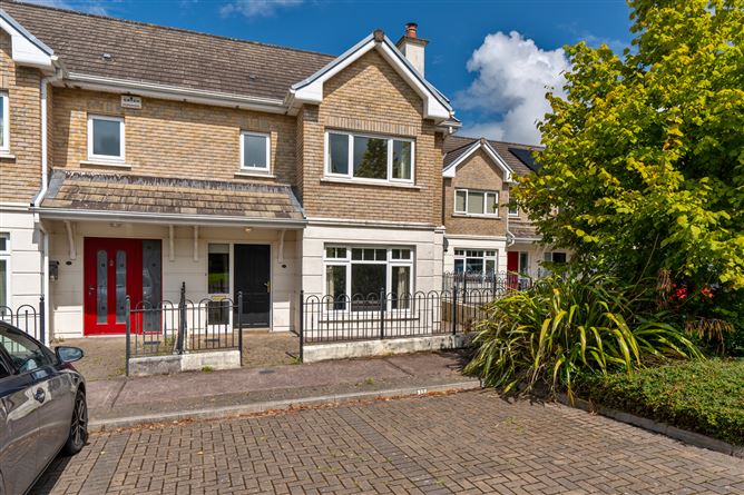 12 Rowan Hill, Mount Oval Village, Rochestown, Cork
