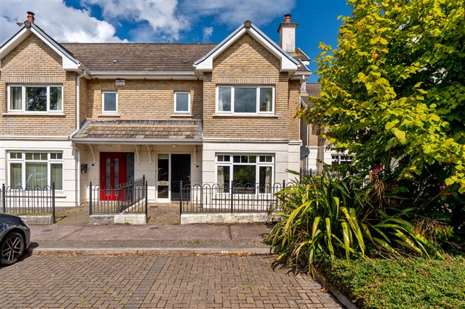 12 Rowan Hill, Mount Oval Village, Rochestown, Cork