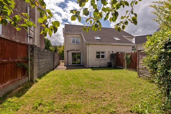 12 Rowan Hill, Mount Oval Village, Rochestown, Cork