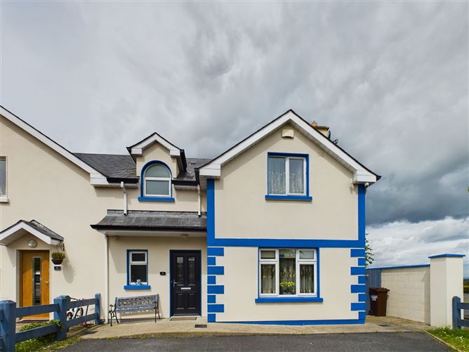 Photo 1 of 18 — 5 Gort Na Greine, Ballinabrannagh, Carlow Town, Carlow
