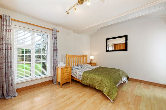7 Rowan Close, Castletown, Celbridge, Co. Kildare