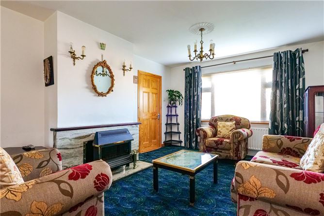 2 Oakley Crescent, Highfield Park, Galway City