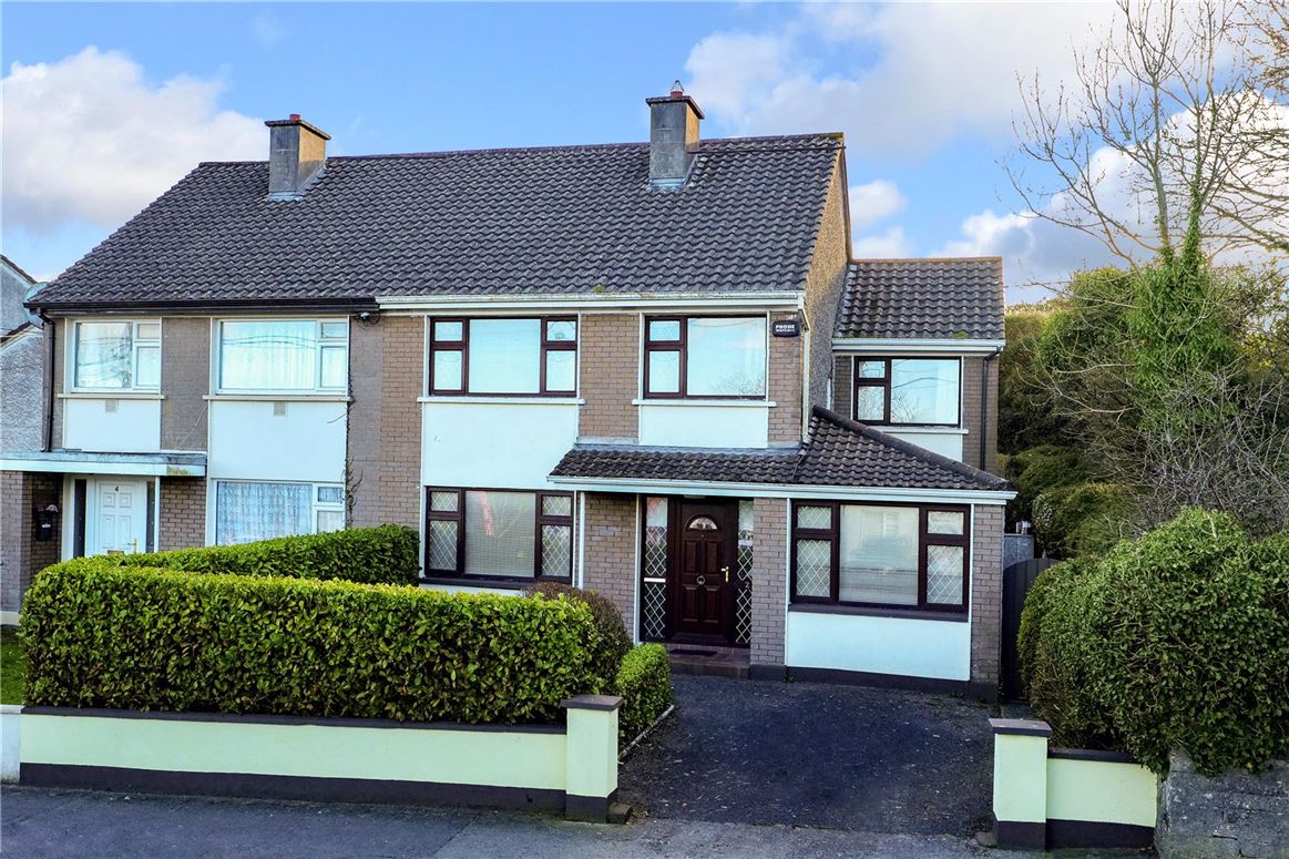 2 Oakley Crescent, Highfield Park, Galway City