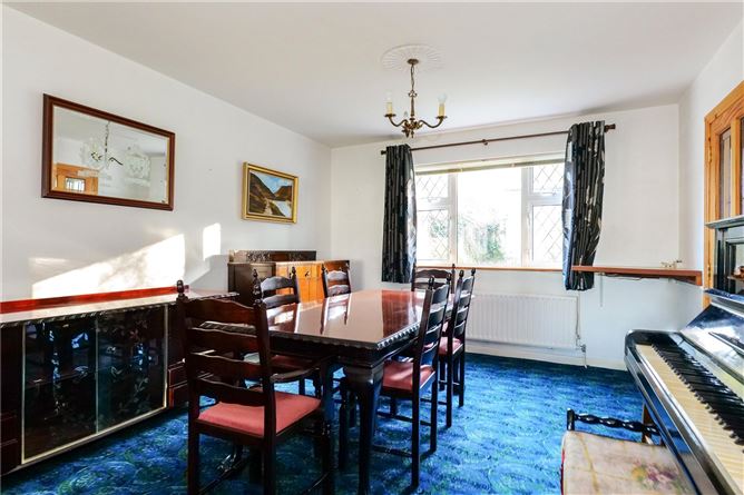 2 Oakley Crescent, Highfield Park, Galway City