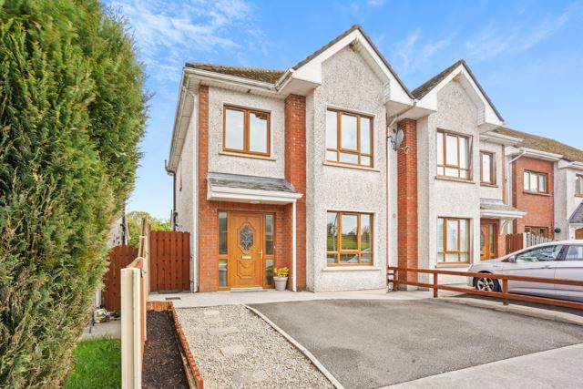 17 An Tor Aonarach, Kingscourt, Cavan