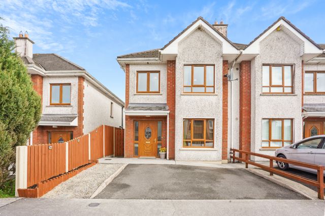 17 An Tor Aonarach, Kingscourt, Cavan