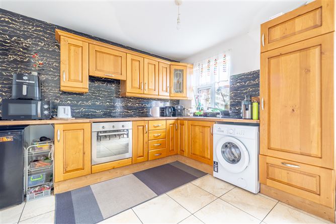 16 Raheen Court, Old Waterford Road, Clonmel, Co. Tipperary