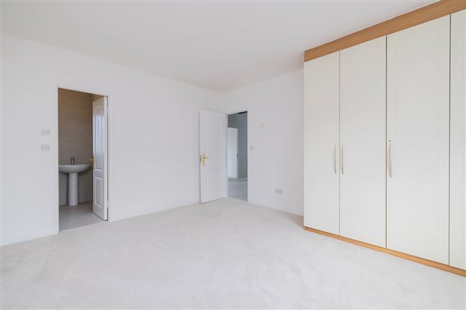 18 Brookford, Rush, Co. Dublin