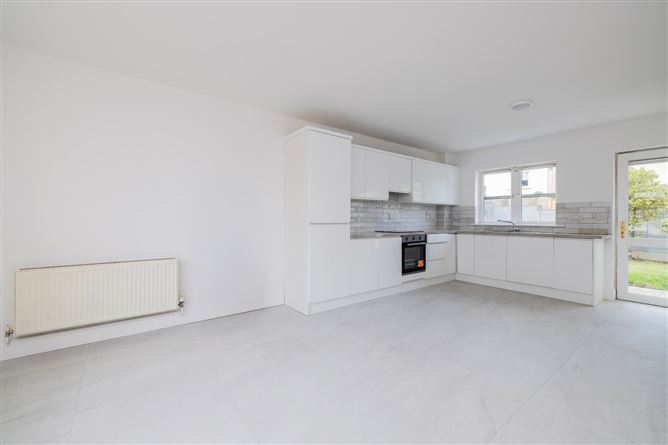 18 Brookford, Rush, Co. Dublin