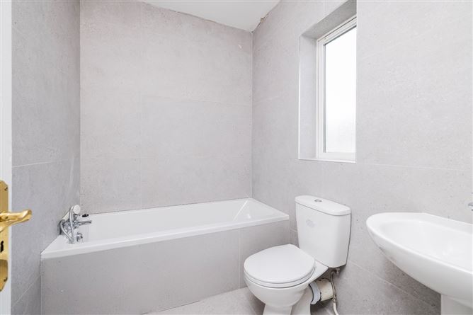 18 Brookford, Rush, Co. Dublin