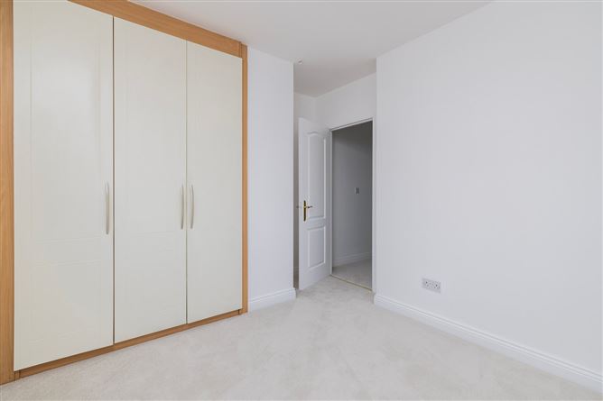 18 Brookford, Rush, Co. Dublin