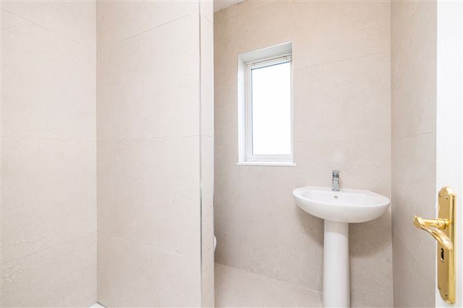 18 Brookford, Rush, Co. Dublin