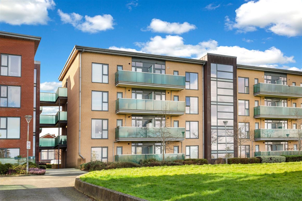10 Rosanule, Phoenix Park Racecourse, Castleknock, Dublin 15