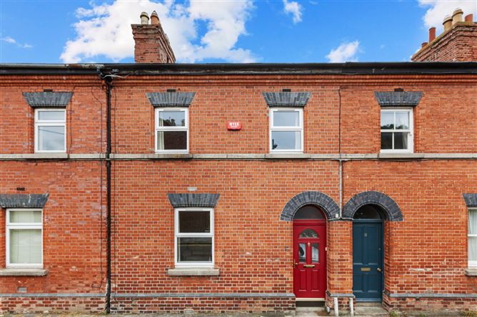 17 Great Western Square, Phibsboro, Dublin 7.