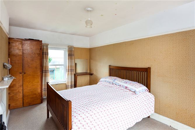2 South Square, Clonakilty, Co. Cork