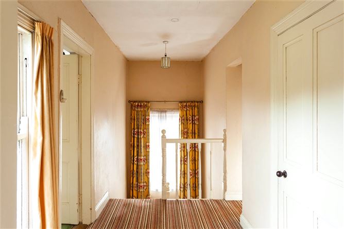 2 South Square, Clonakilty, Co. Cork