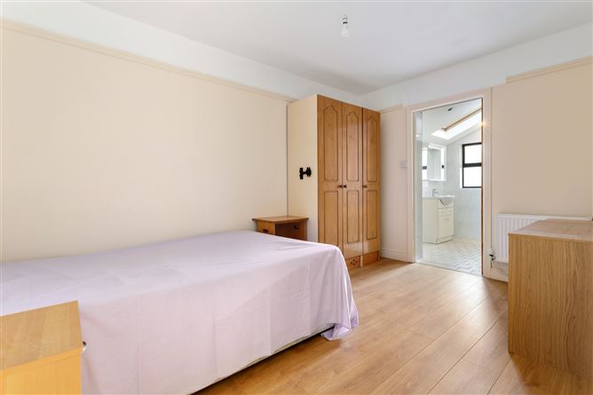 42 Montpelier Gardens, Stoneybatter, Dublin 7