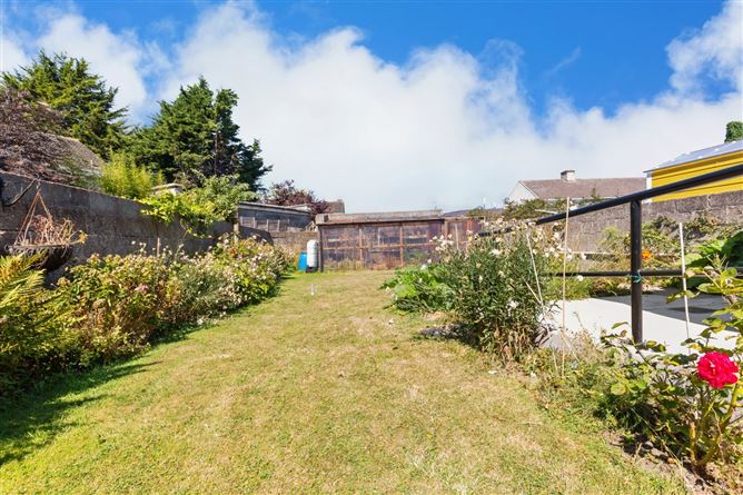 25 Dangan Avenue, Kimmage, Dublin 12