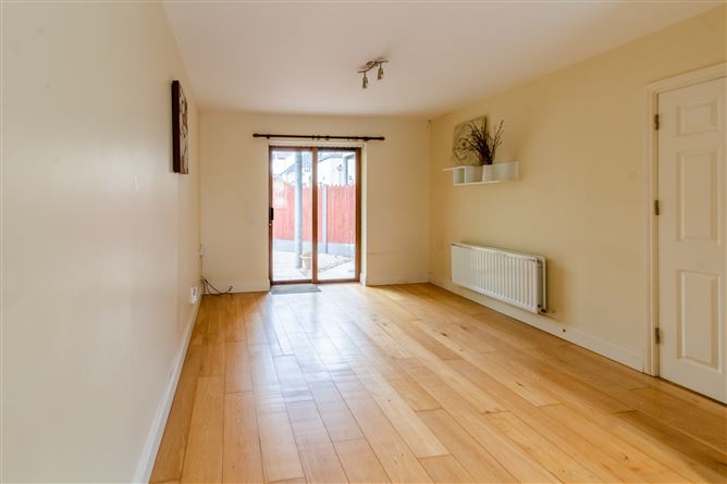 Apartment 1 Pine Court , Castlelake, Carrigtwohill, Cork