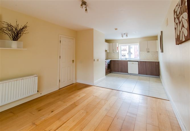 Apartment 1 Pine Court , Castlelake, Carrigtwohill, Cork