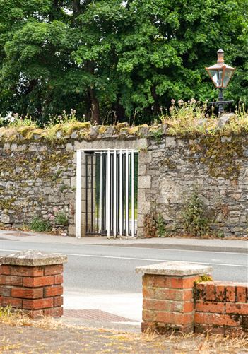 3 Parkview Court, Blackhorse Avenue, Dublin 7