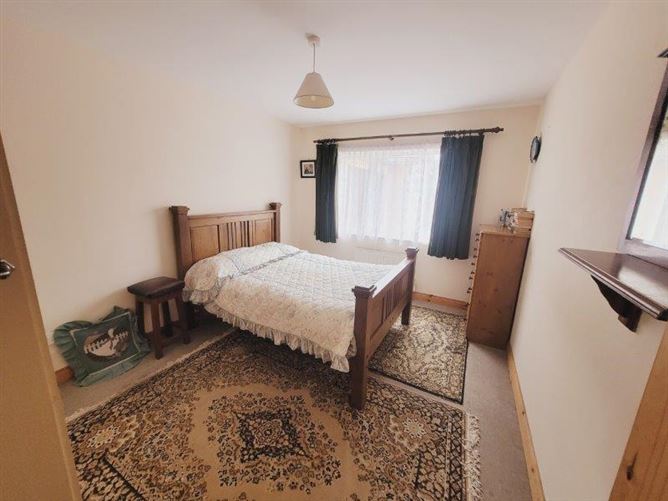No 24 Dartry View, Kinlough, Leitrim