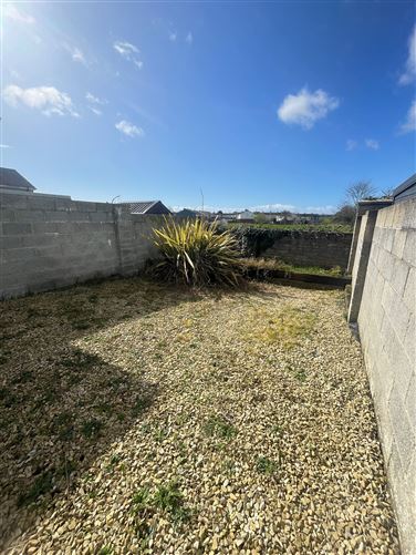 81 Castle Manor, Ballymakenny Road, Drogheda, Louth