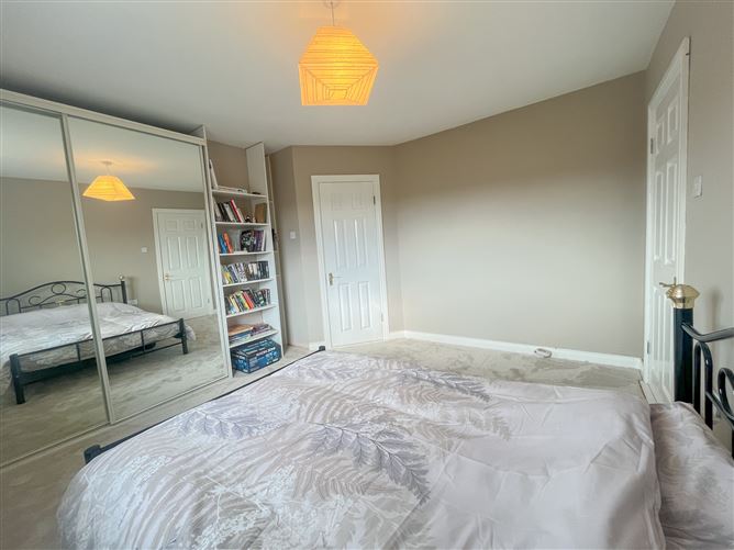 81 Castle Manor, Ballymakenny Road, Drogheda, Louth