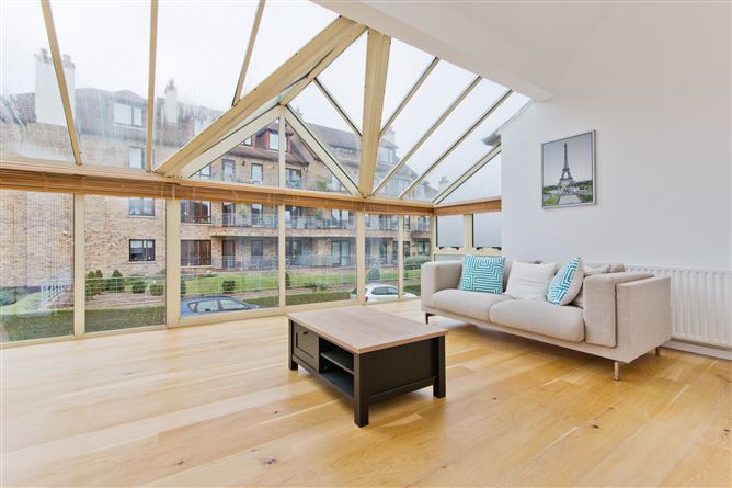 54 Shrewsbury Park, Ballsbridge, Dublin 4