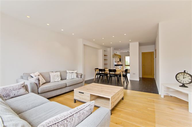 54 Shrewsbury Park, Ballsbridge, Dublin 4
