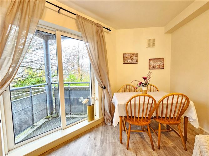 12A Bank Place Apartments, Bindon Lane, Ennis, Co. Clare