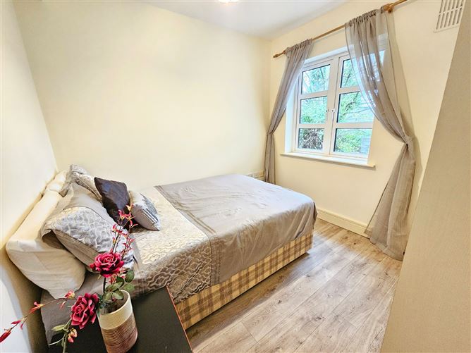 12A Bank Place Apartments, Bindon Lane, Ennis, Co. Clare