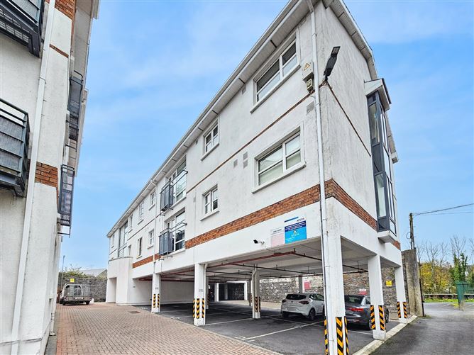 12A Bank Place Apartments, Bindon Lane, Ennis, Co. Clare