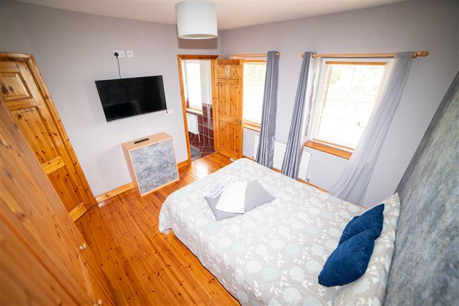 10 Meelish Close, John B Keane Road, Listowel, Co. Kerry